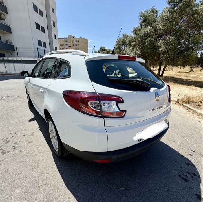 Renault Mégane Sport Tourer — fotografia 2