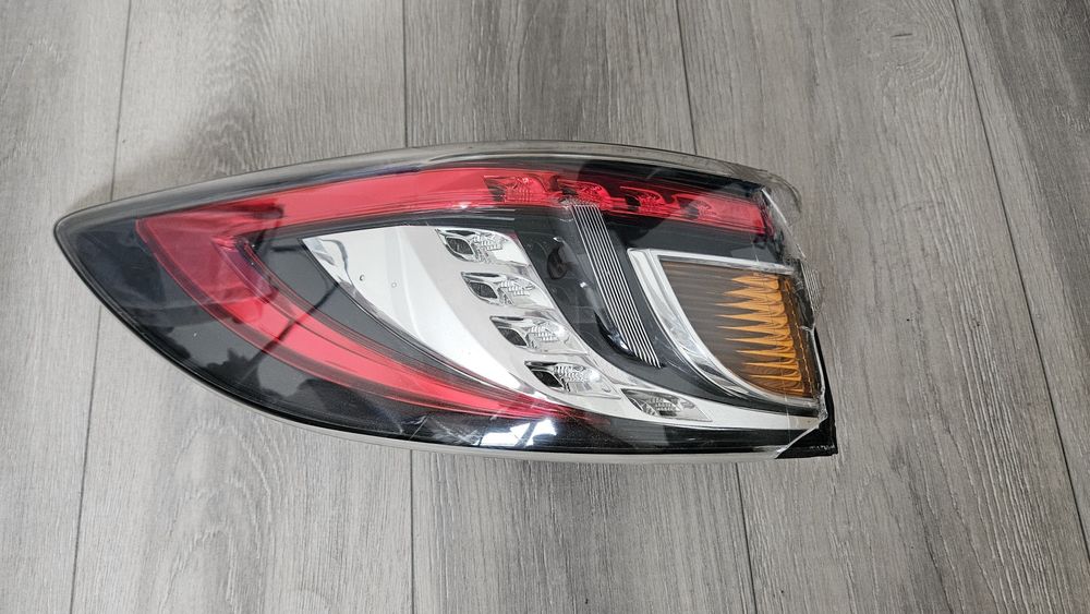 Комплект задних фонарей Mazda 6 GH универсал рестайлинг 2010-2012