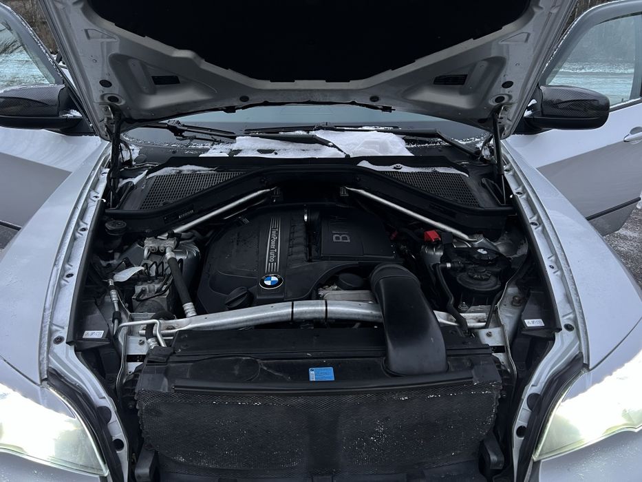 BMW X5 E70 3.0 бензин