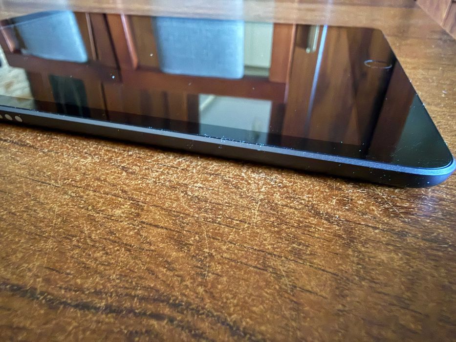 Apple iPad 10.2” (8. generacja, 2020)