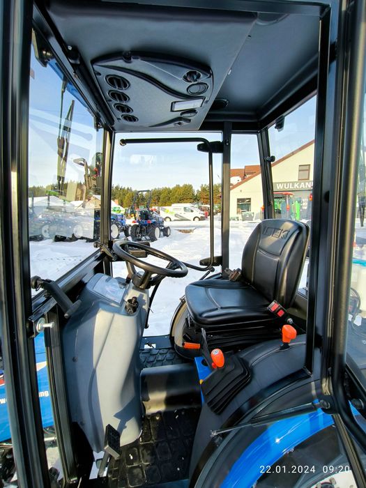 Traktorek Iseki 3187AL z ogrzewaną kabiną Bartesko DEMO