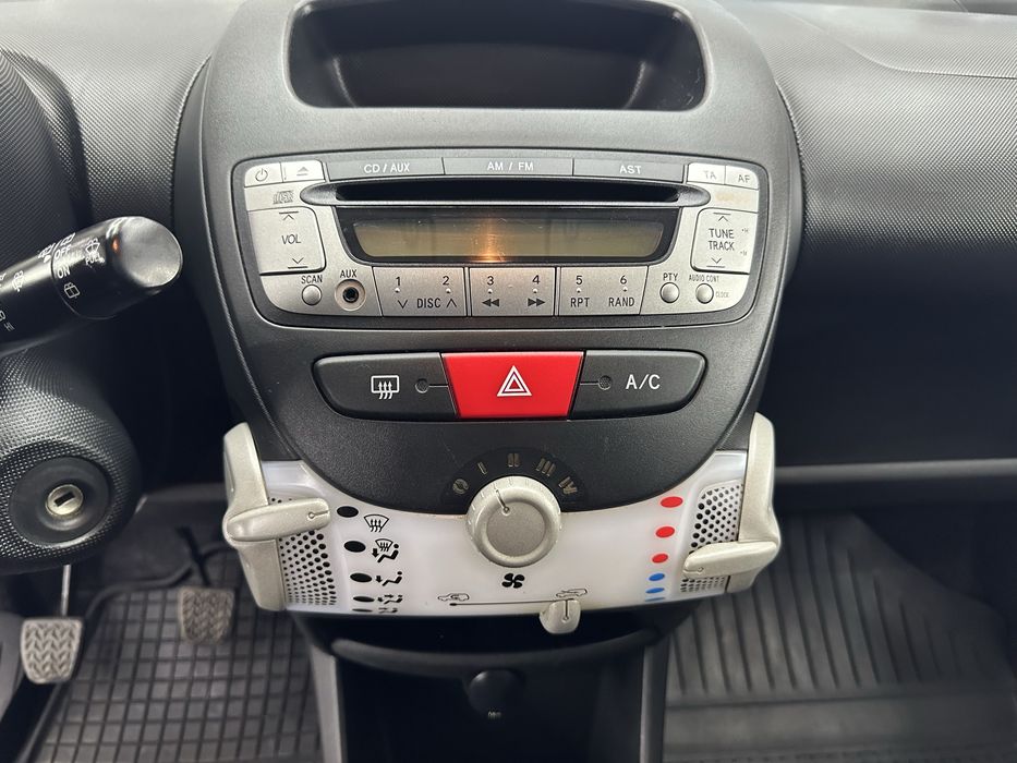 Citroen C1 2013 • Klima • 1.0 Benzyna • Stan Bardzo Dobry