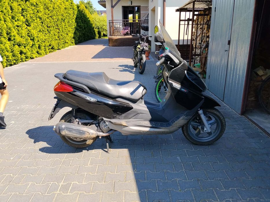 Skuter Piaggio x7