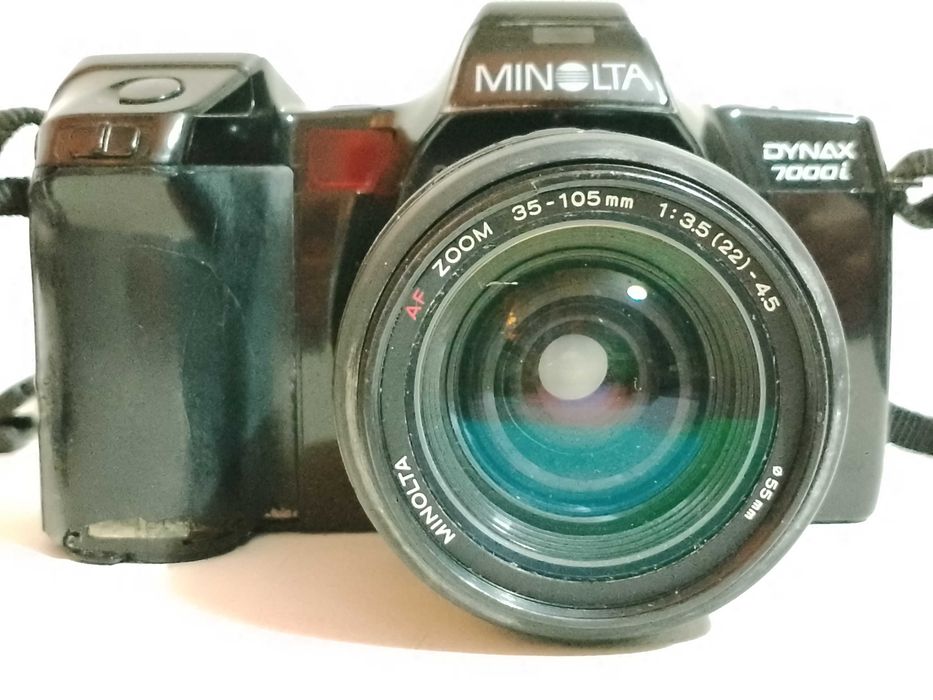 Minolta Dynax 7000i aparat analogowy