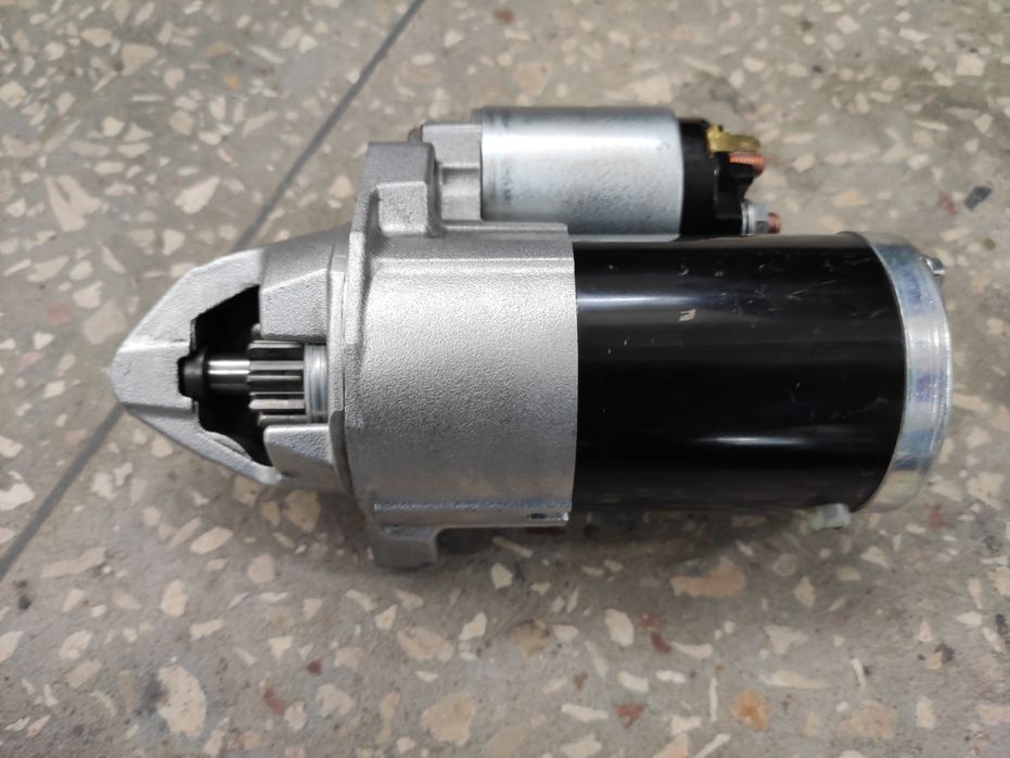 Стартер Mitsubishi 1810A204