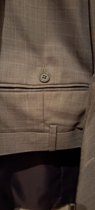 Fato homen clássico como novo  cor  cinza