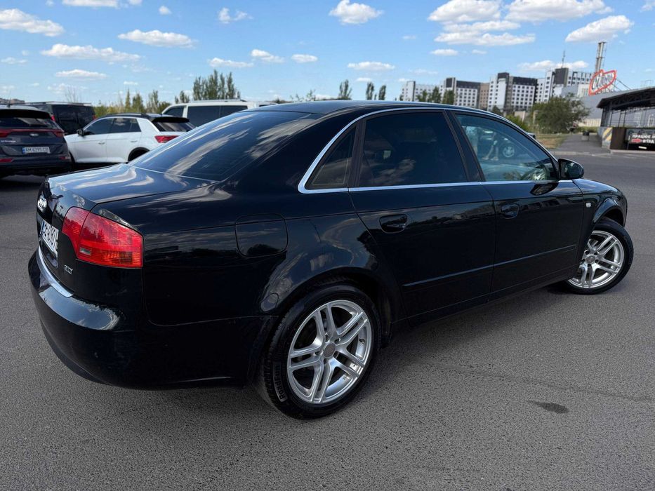 AvtoReal  Audi A4 B7 2005