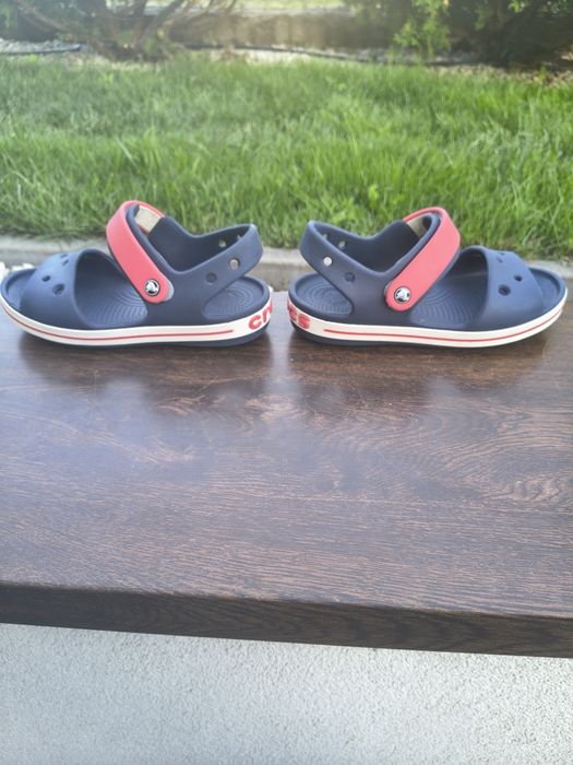 Crocs, Sandały chłopięce