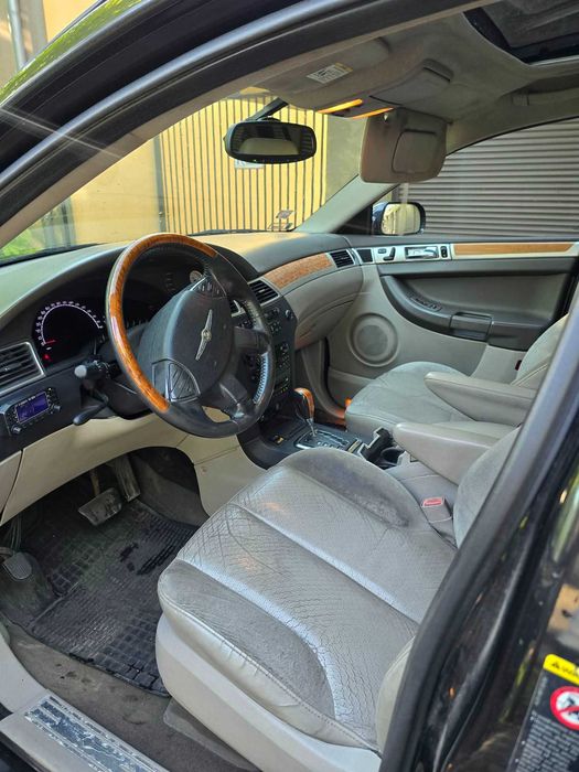 Chrysler pacifica