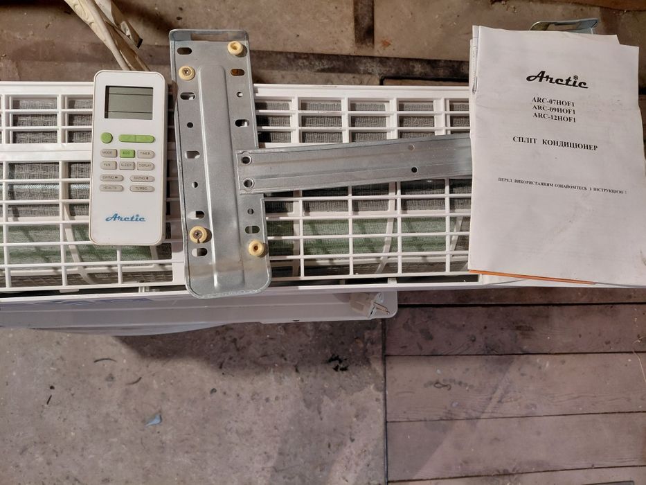 Кондиціонер ARC-07HOF1 . Відмінний стан!