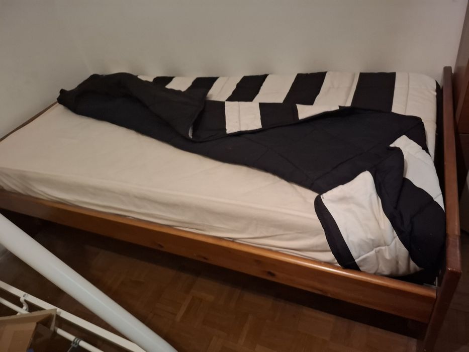 Quarto de solteiro completo