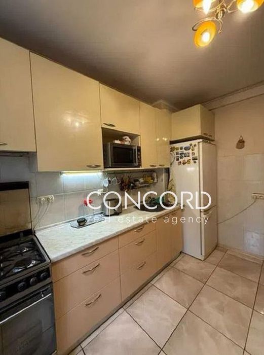 Теремки. Дмитра Луценка (Крейсера "Аврора") вул., 15-А