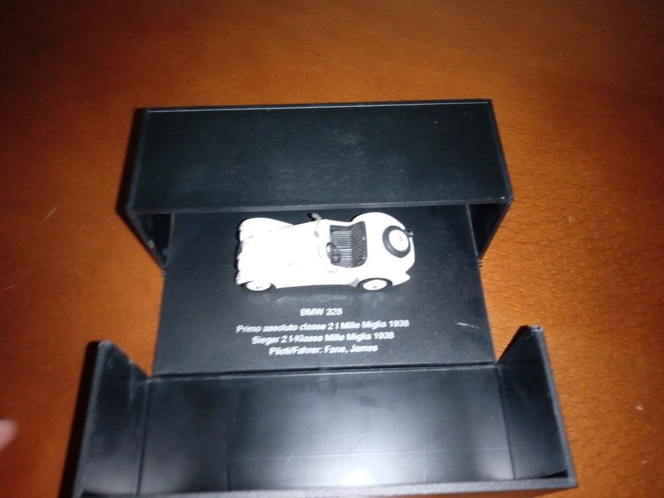 BMW 328 de 1:43 de 1938