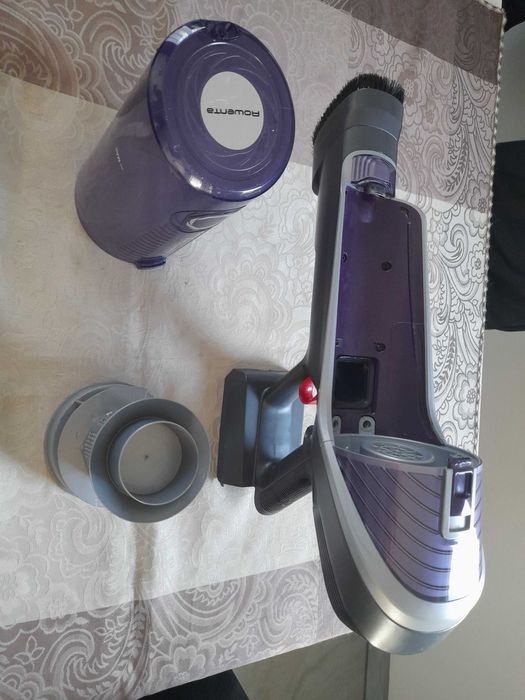 Uszkodzony odkurzacz Rowenta RH9638 X-Force Flex 8.60