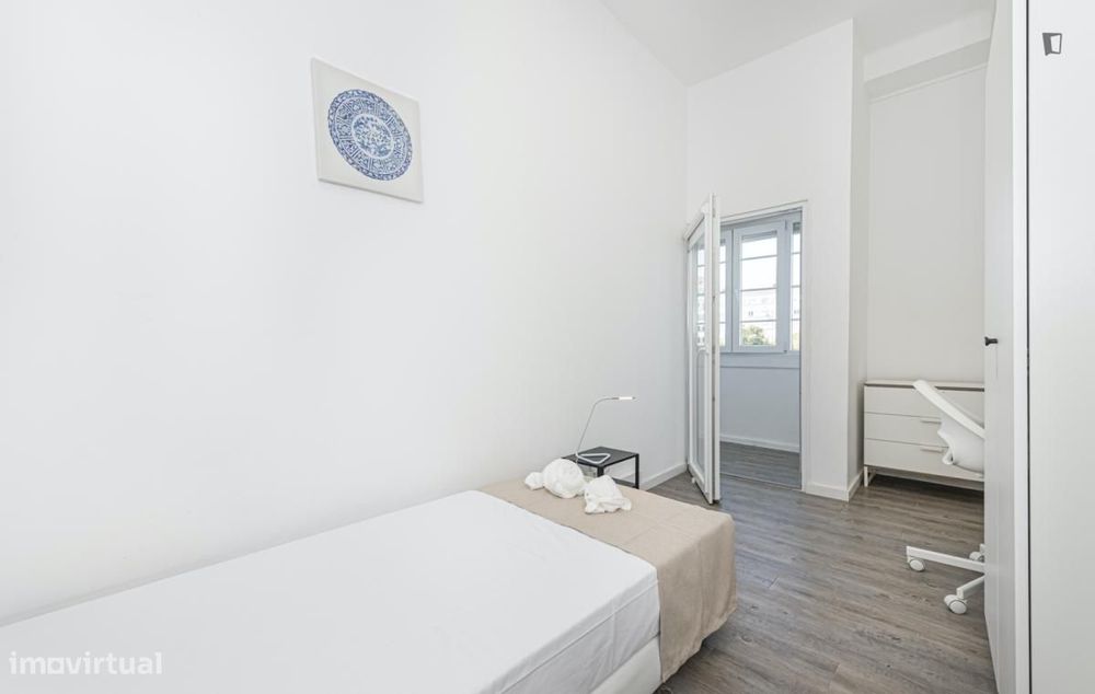 Quarto - localizado em Alameda Lisbon