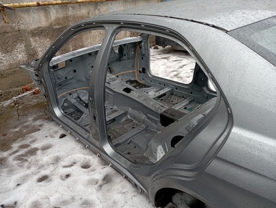 Четверть кузова та лонжерон  Mercedes W212 Мерседес W212