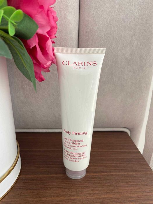 Gel Body extra firmeza corporal da Clarins, com 150ml. Novo.