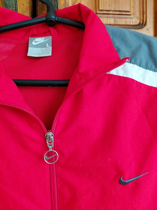 Продам спортивную кофту NIKE, 12/13лет
