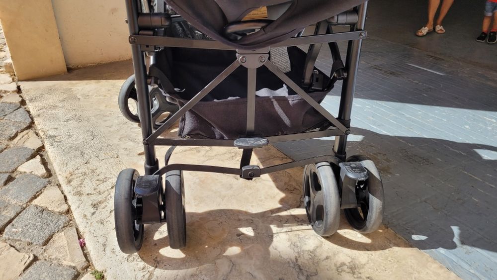 Carrinho de bebé Chico