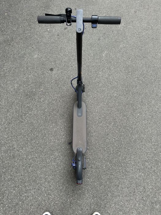 Електросамокат Xiaomi Mi Electric Scooter 3