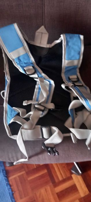 Mochila nova em azul