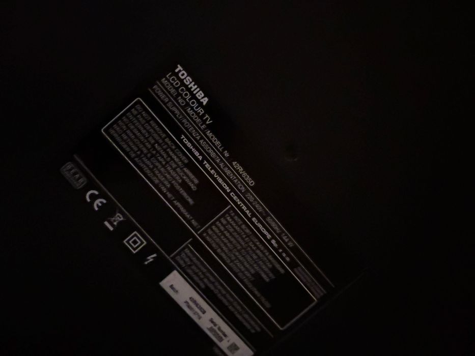 Tv TOSHIBA 42 cale