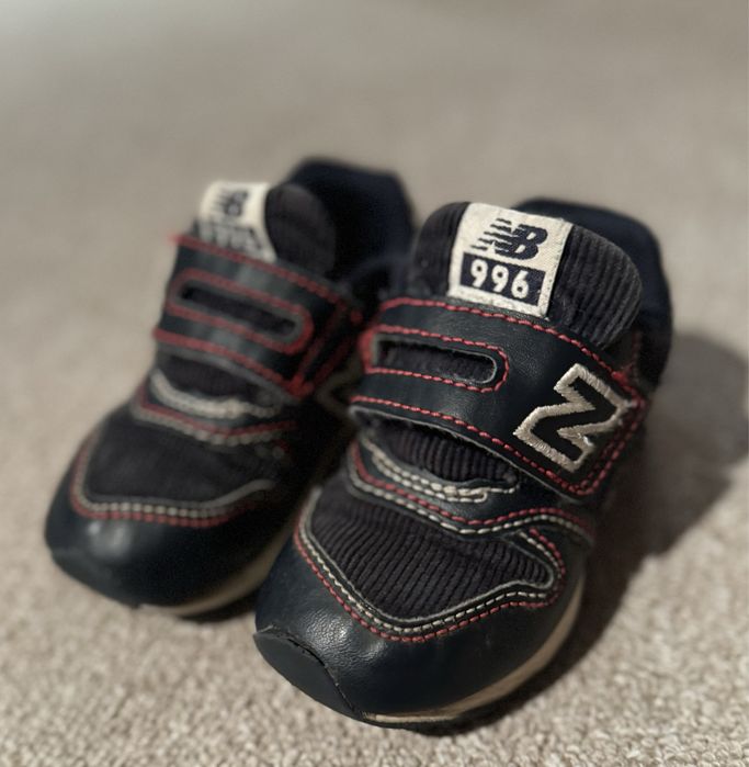 Buciki adidasy dla chlopca New Balance r. 23