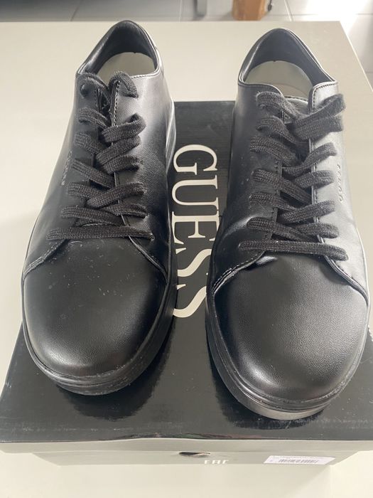 Sneakersy firmy Guess