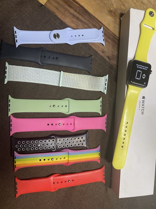 Apple watch 3 42mm + 9 paskow