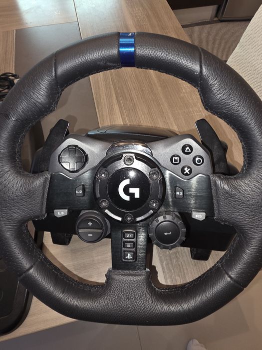 Logitech G923 PS5 PS4 PC