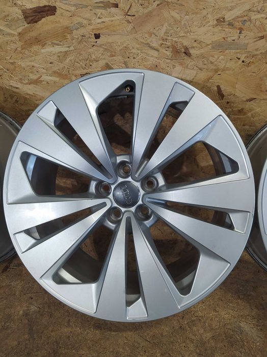Felgi alu 19" Audi Q8 SQ8 Q5 A5 A6 A7 8.5" 5x112 ET20 66.6 4M8601025