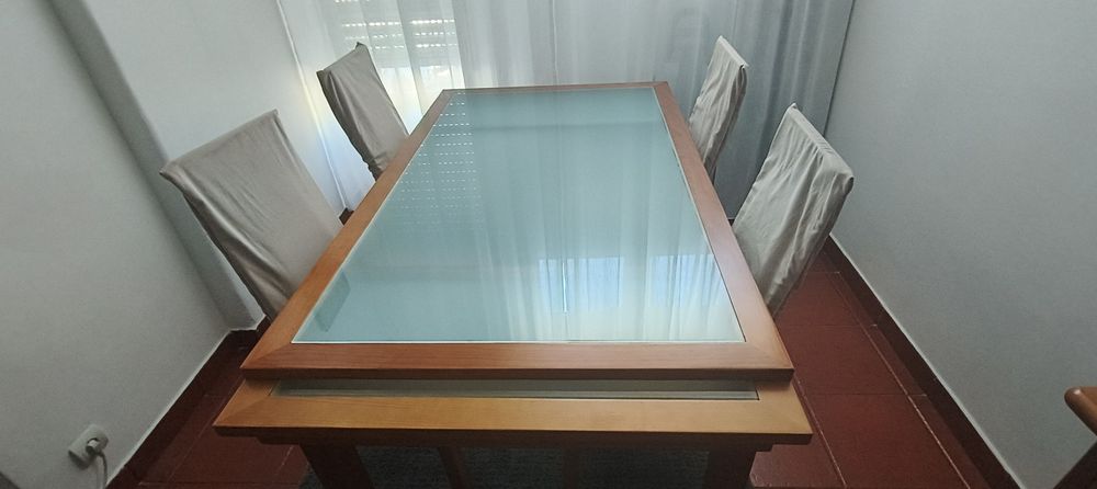 Conjunto mesa de jantar
