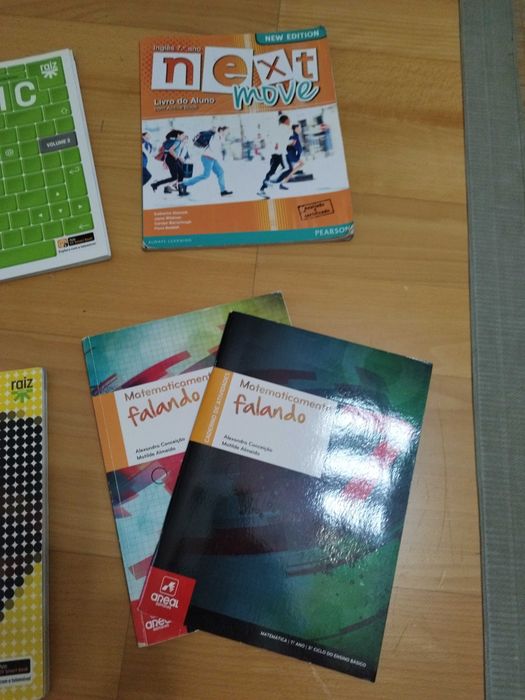 Livros escolares 7 ano