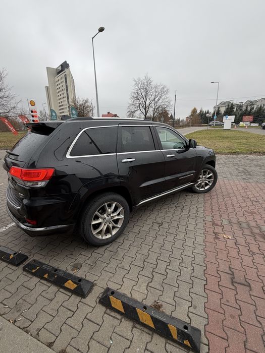 Jeep Grand Cherokee Overland Summit polski salon