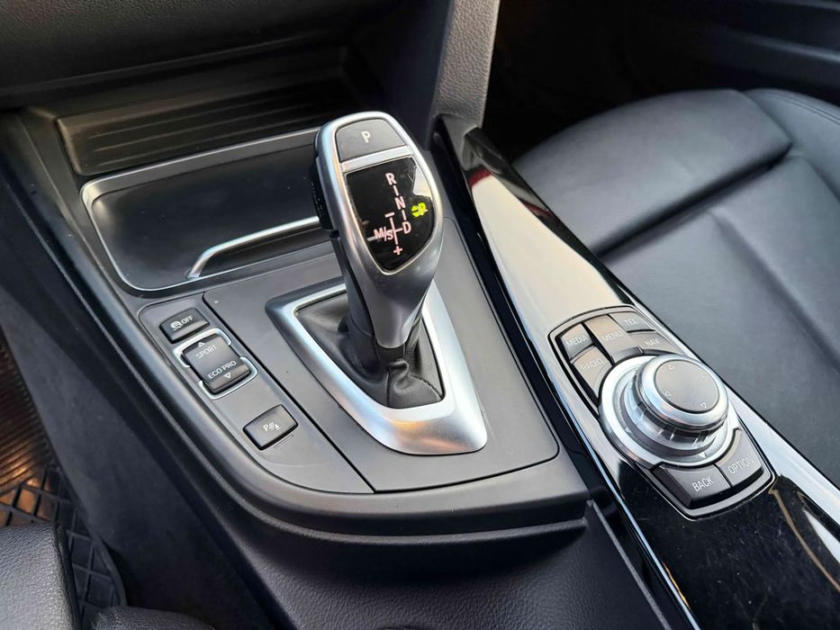 BMW Seria 3 BMW 320d ED
