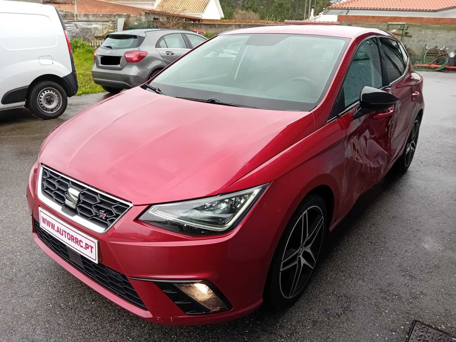 Seat Ibiza 1.6 tdi FR - Nacional ( pequeno sinistro )