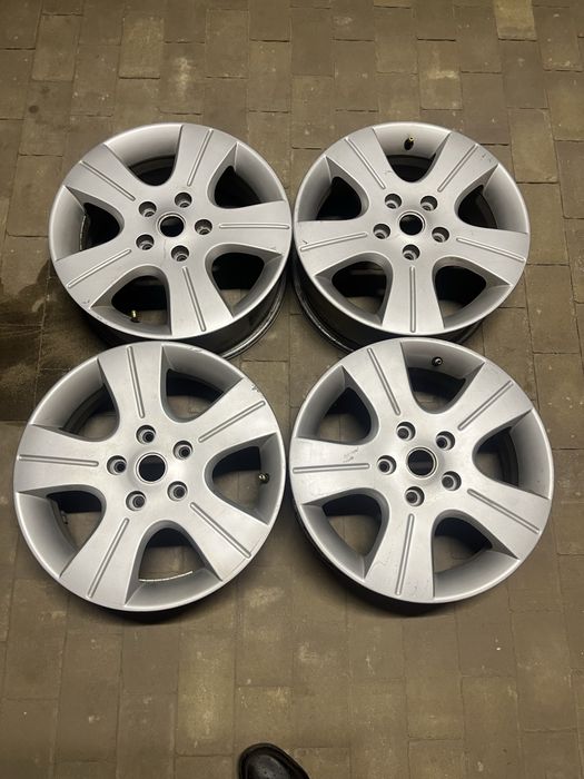 Диски    R16 5x114.3 ET50.
