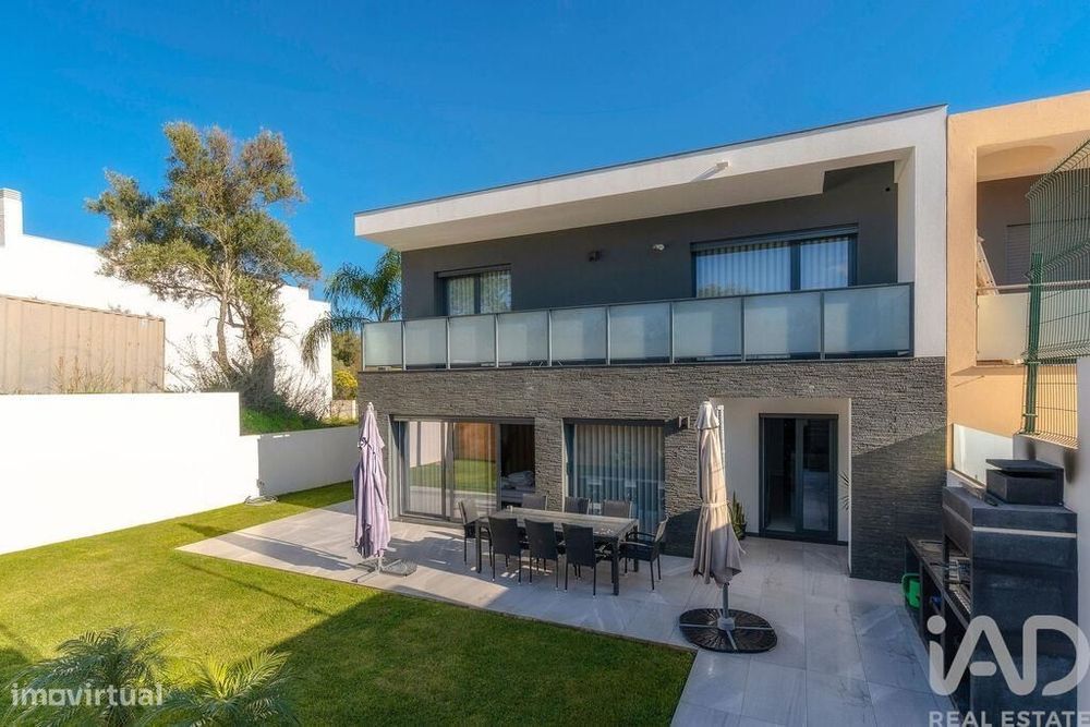 T4 House / Villa in Conceição and Estoi
