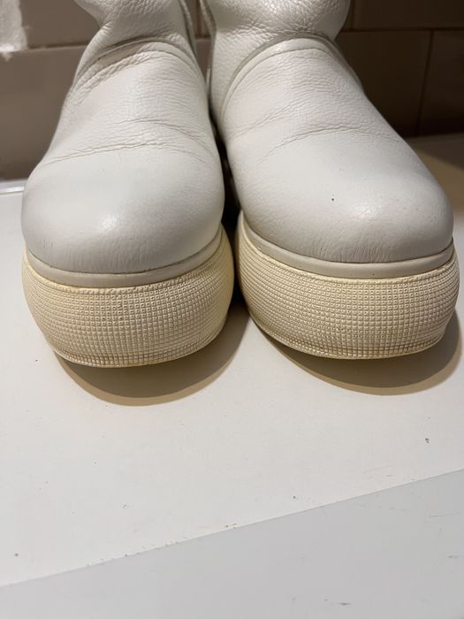 Зимні шкіряні сапоги білі