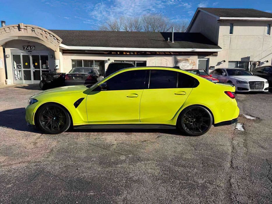 BMW M3 Competition      2022