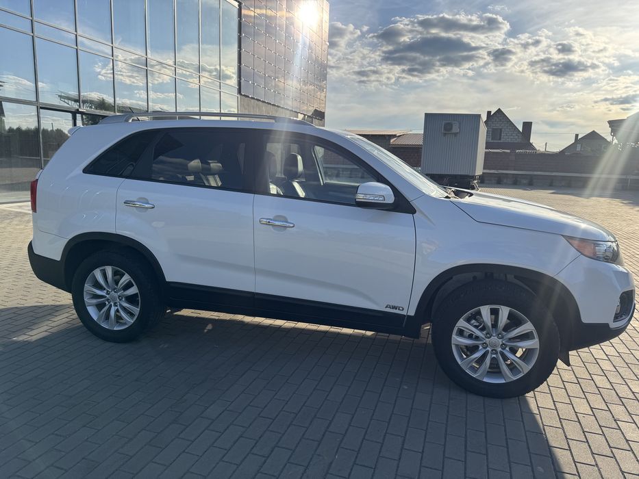 Kia sorento 2.2дизель 2011 рік