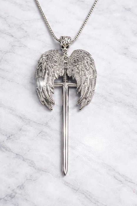 Naszyjnik skrzydła i miecz Chrome Hearts style