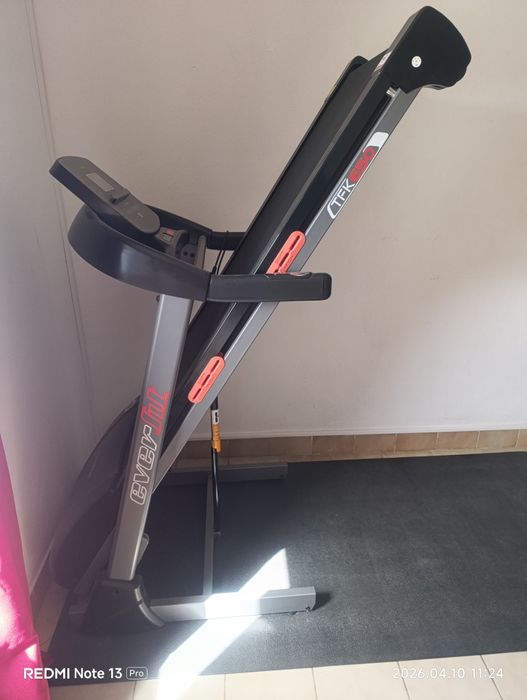 Passadeira elétrica Everfit TFK-650 na Garantia