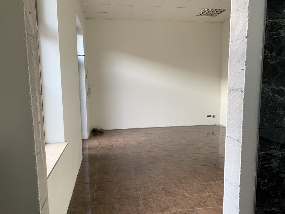 Wynajmę lokal użytkowy centrum Janowca Wlkp 23 m2 ,37 m2 ,60 m2