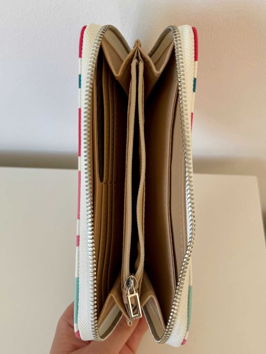 Carteira GUESS Multicor Nova // Wallet GUESS Multicolor New