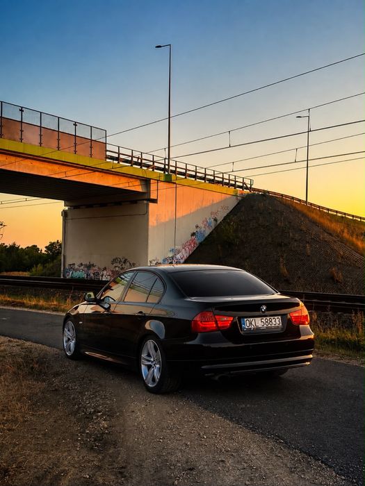 BMW E90 320d 177 koni