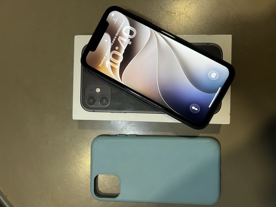 iPhone 11 Preto - Impecável (Bateria 100%) 128gb