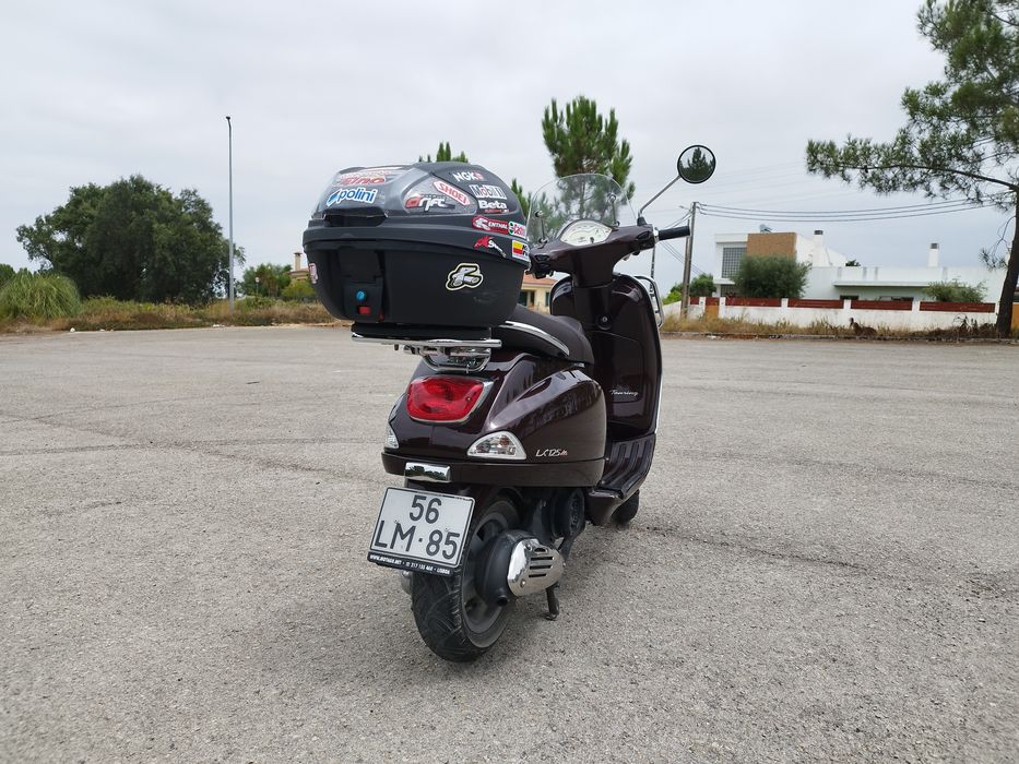 Vespa lx 125 touring
