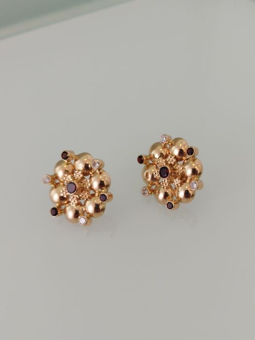 Brincos em ouro de 19,2kt