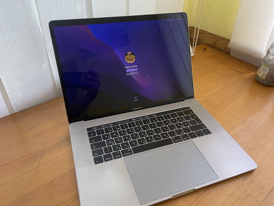 macbook pro 15 16 - купить ноутбуки - Цена на OLX.ua